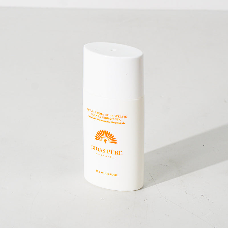 Crema de fata cu protectie SPF50+